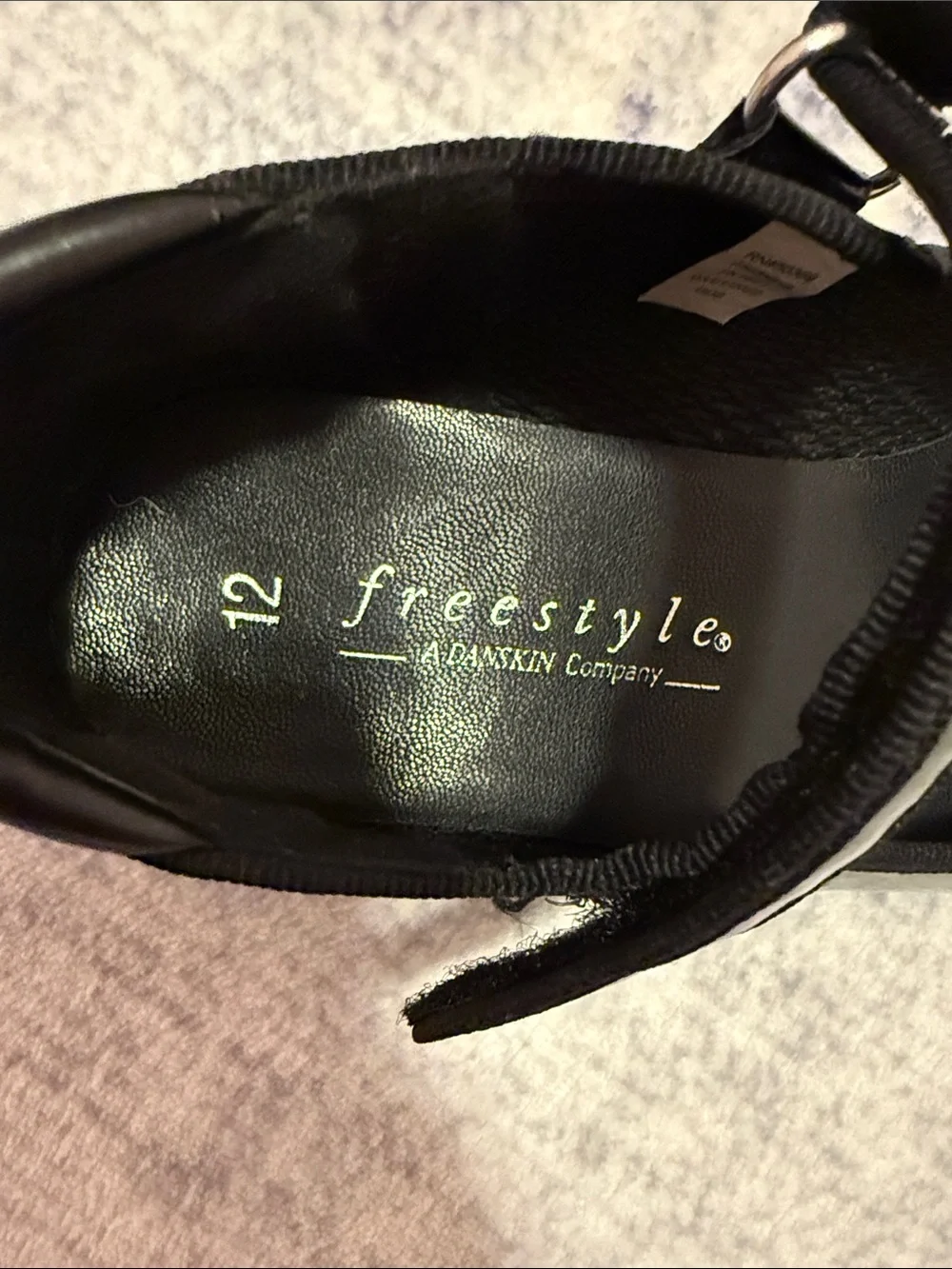 Danskin Black Patent Mary Jane Tap Shoes with Velcro Strap Sz 12